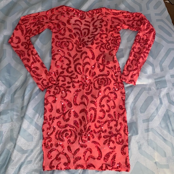 Res Mesh and sequence Dress - Picture 1 of 2